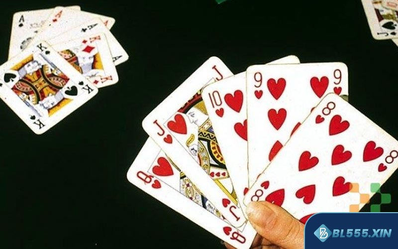 Cách đánh phỏm hiệu quả nhất cho người mới chơi